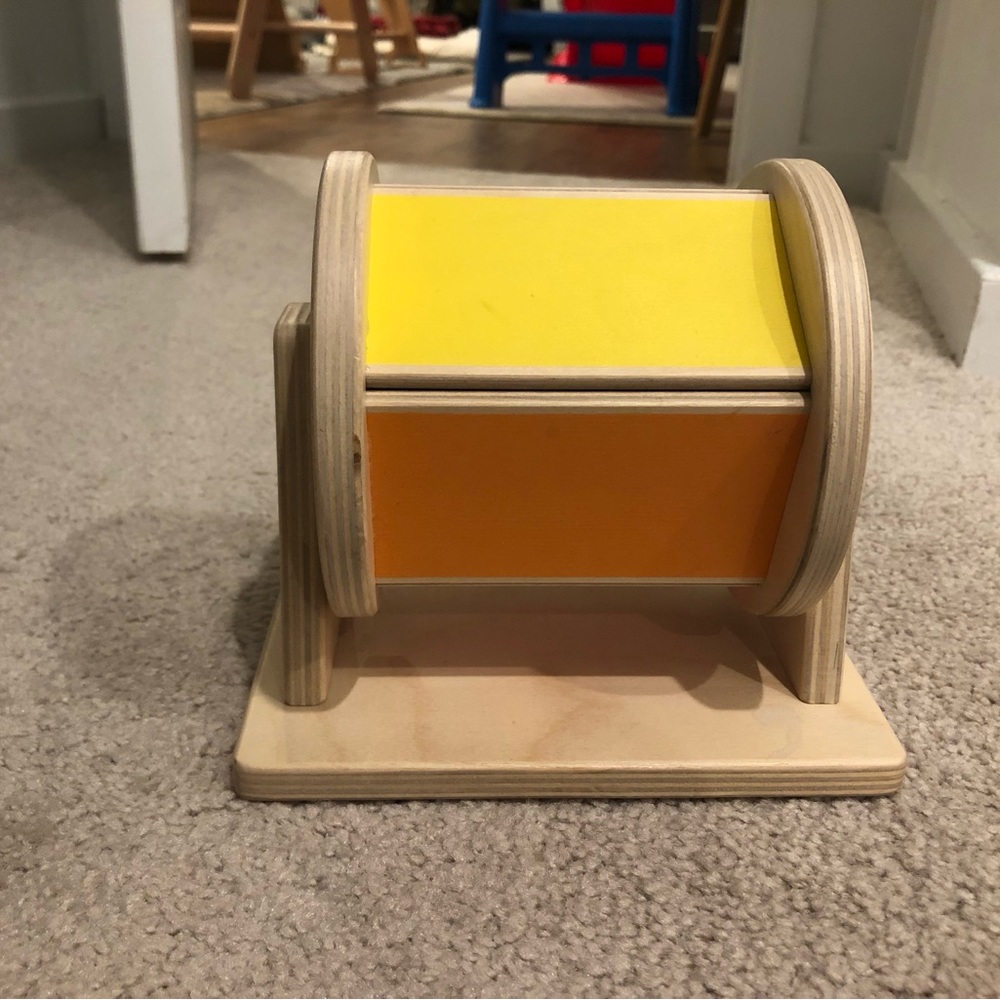 Lovevery Spinning Rainbow 5-6 month